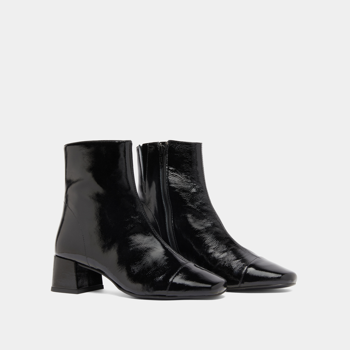 Ankle boots with zips in black pleated patent leather | DOMENICA
