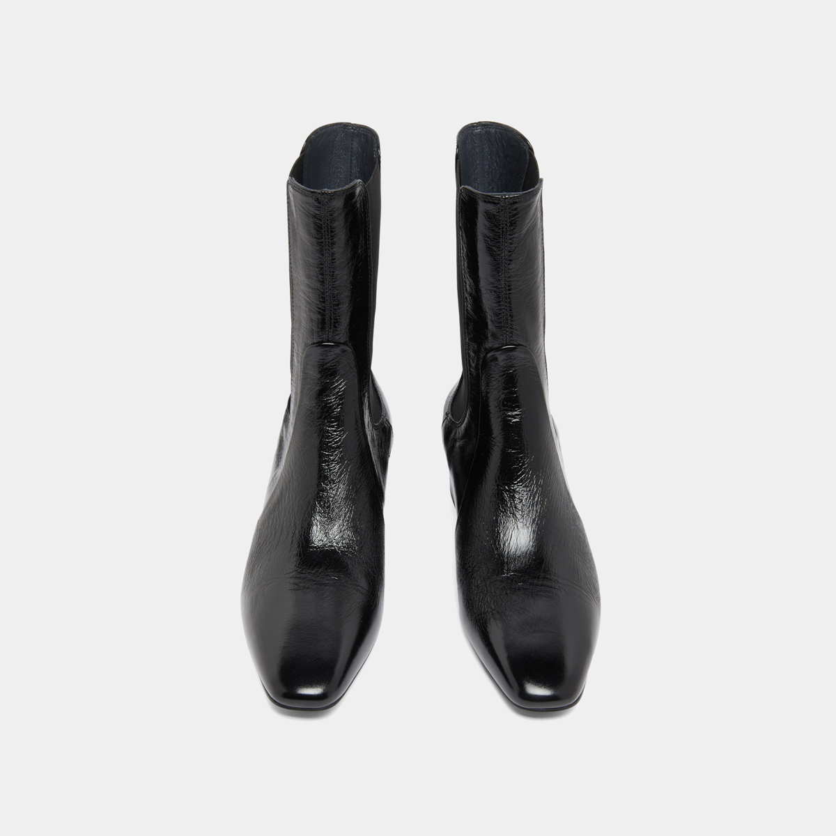 Bottines &agrave; larges &eacute;lastiques in black shiny leather | DOXI