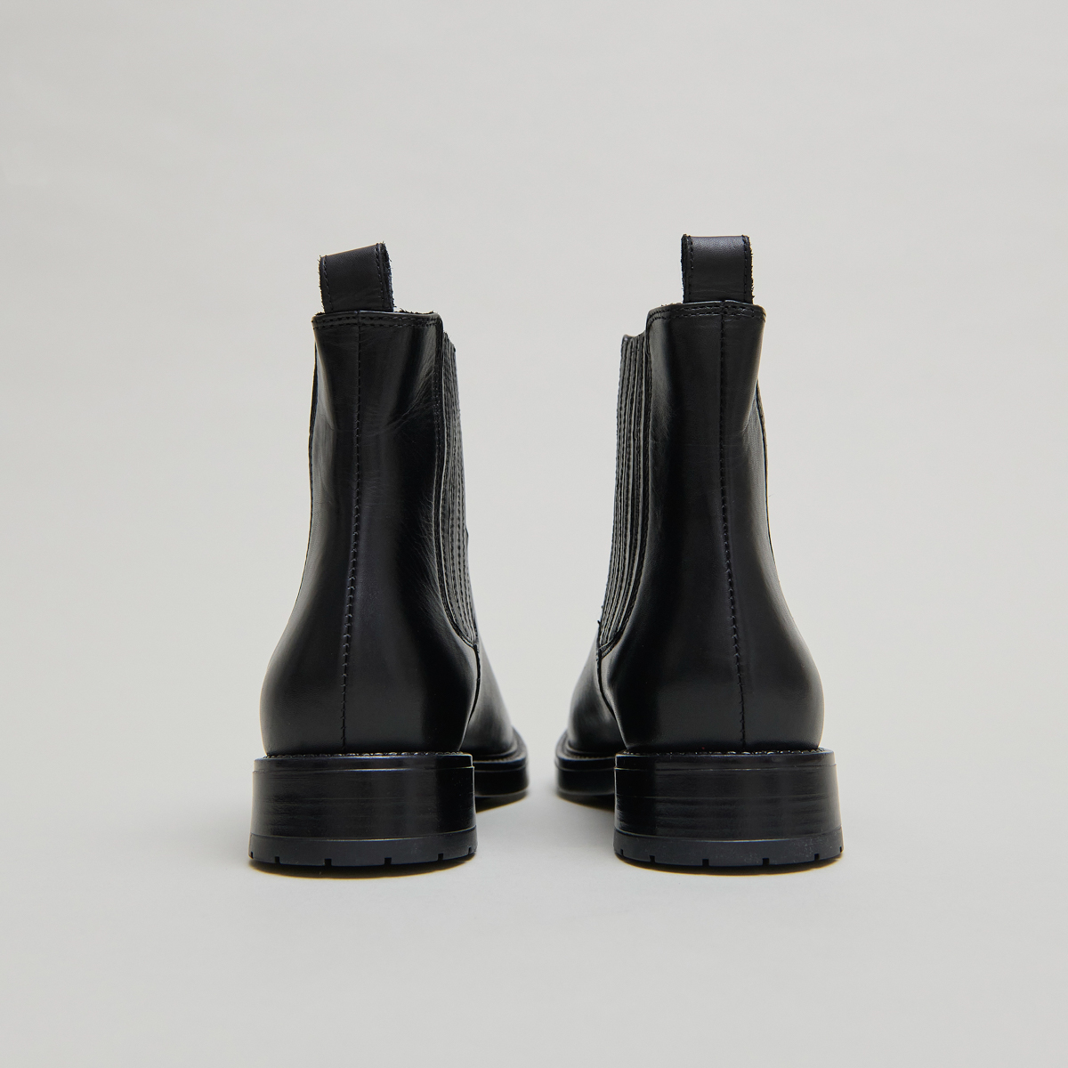 Boots à fronces in black leather | CLEANDRE