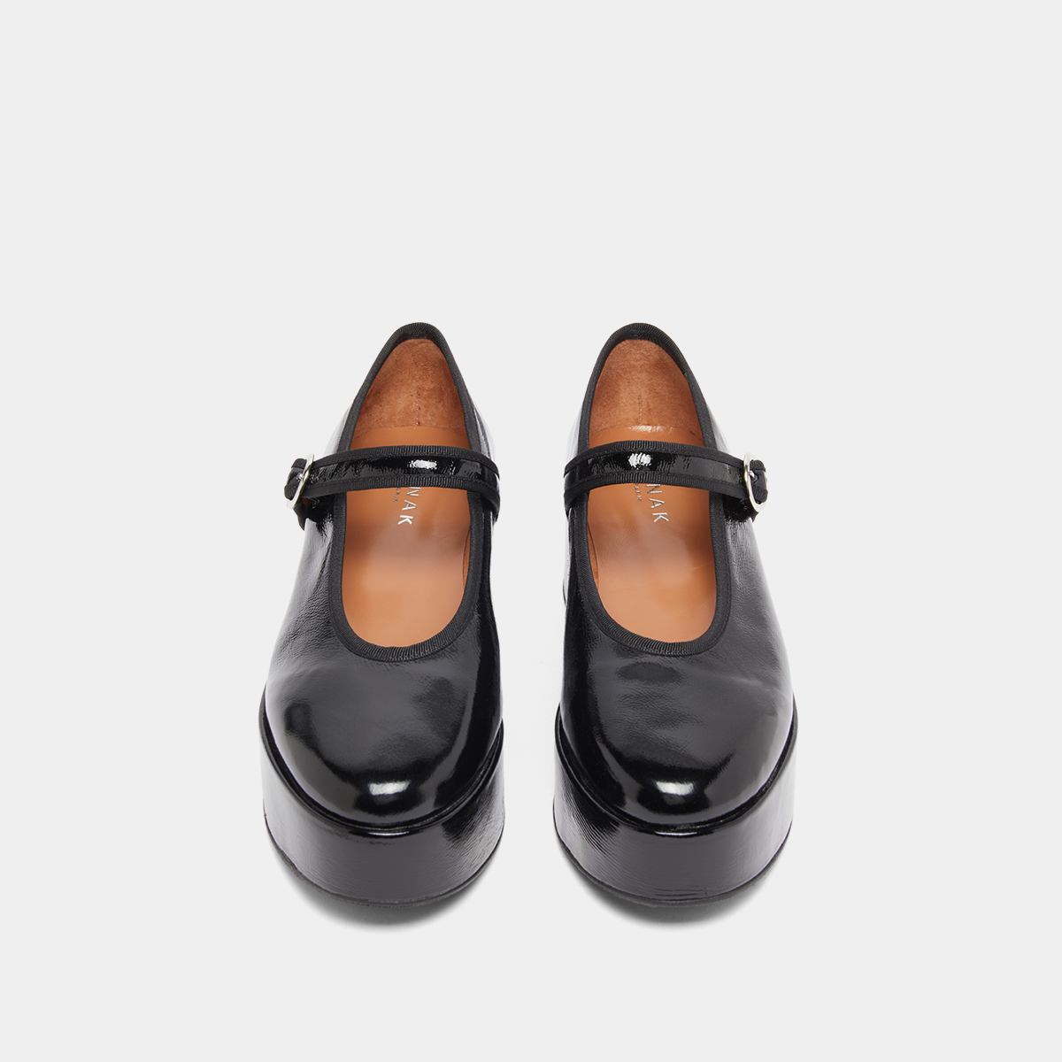 Ballerines à plateformes in black pleated patent | DODA