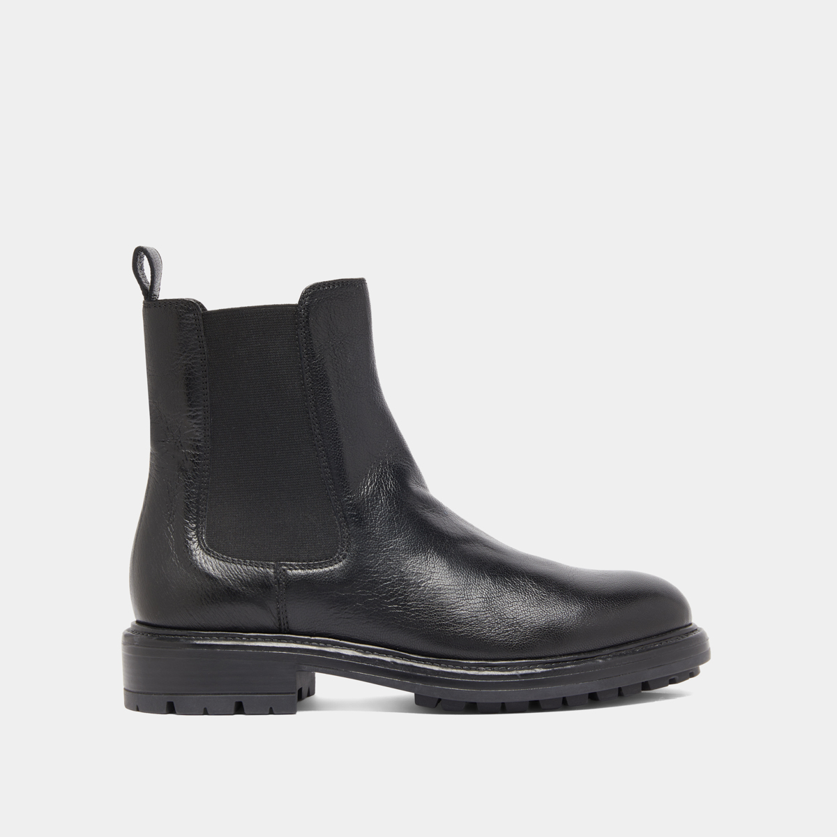 Lowboots with elastic straps and notched soles in black grained leather | CELINA