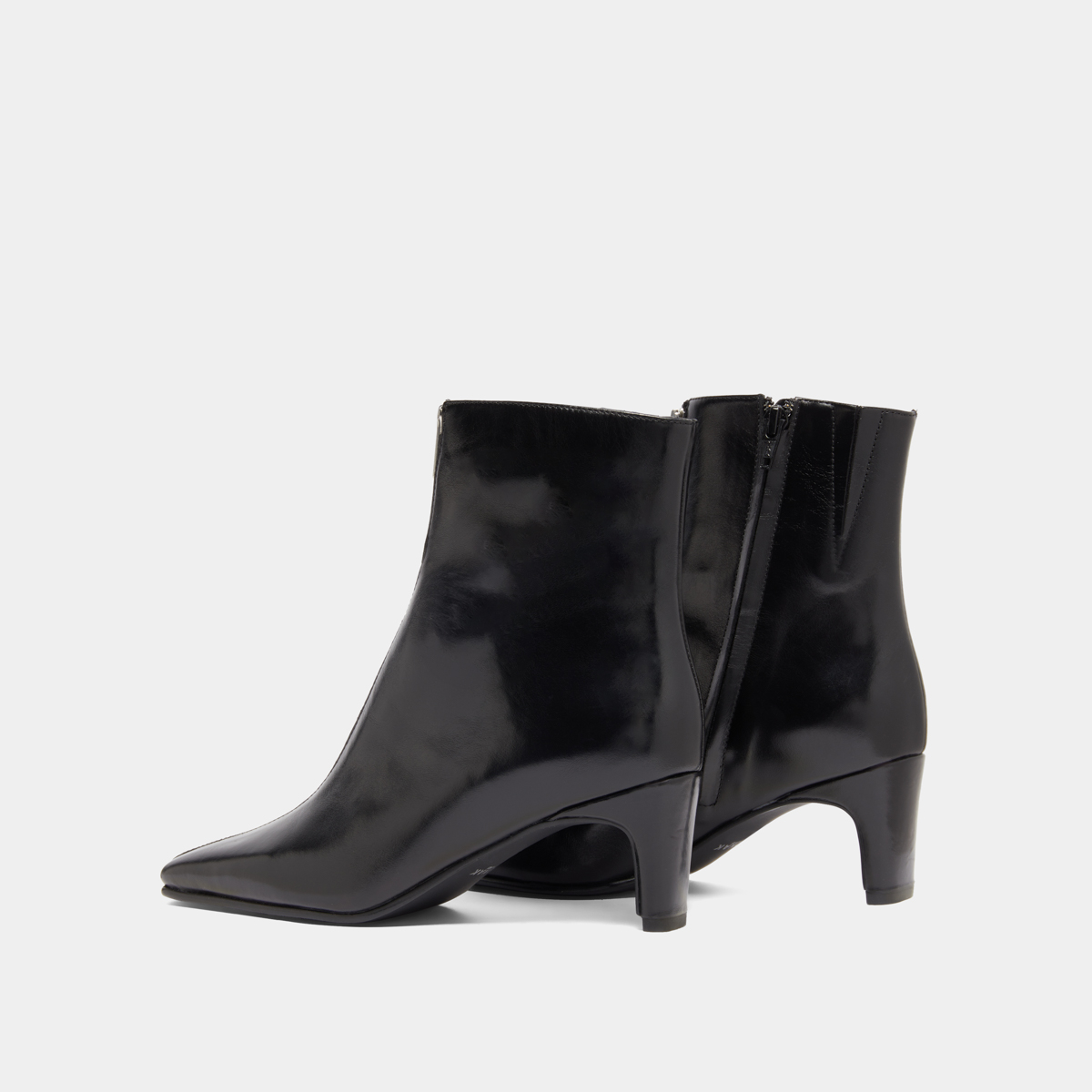 Bottines à talons et fermetures éclairs ... in black leather | DANZA