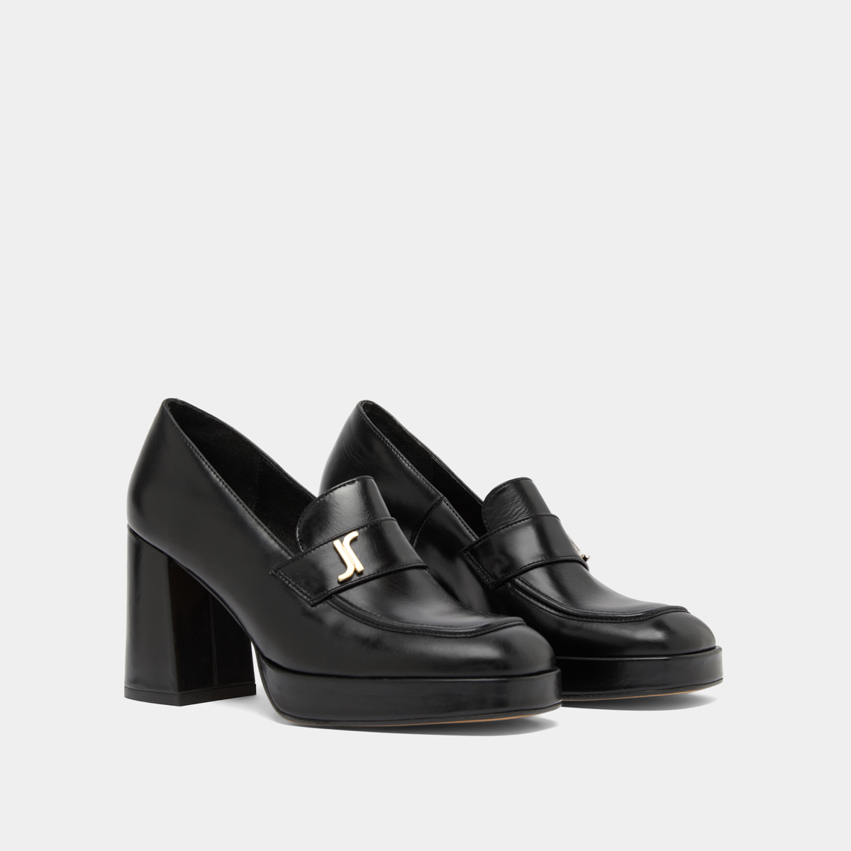 Monogrammed loafers in black leather | VIOLON