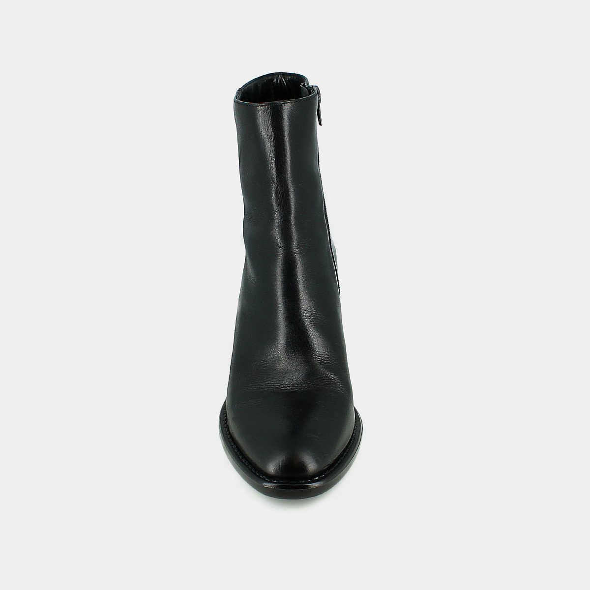 Bottines à talons in black leather | CAJUN