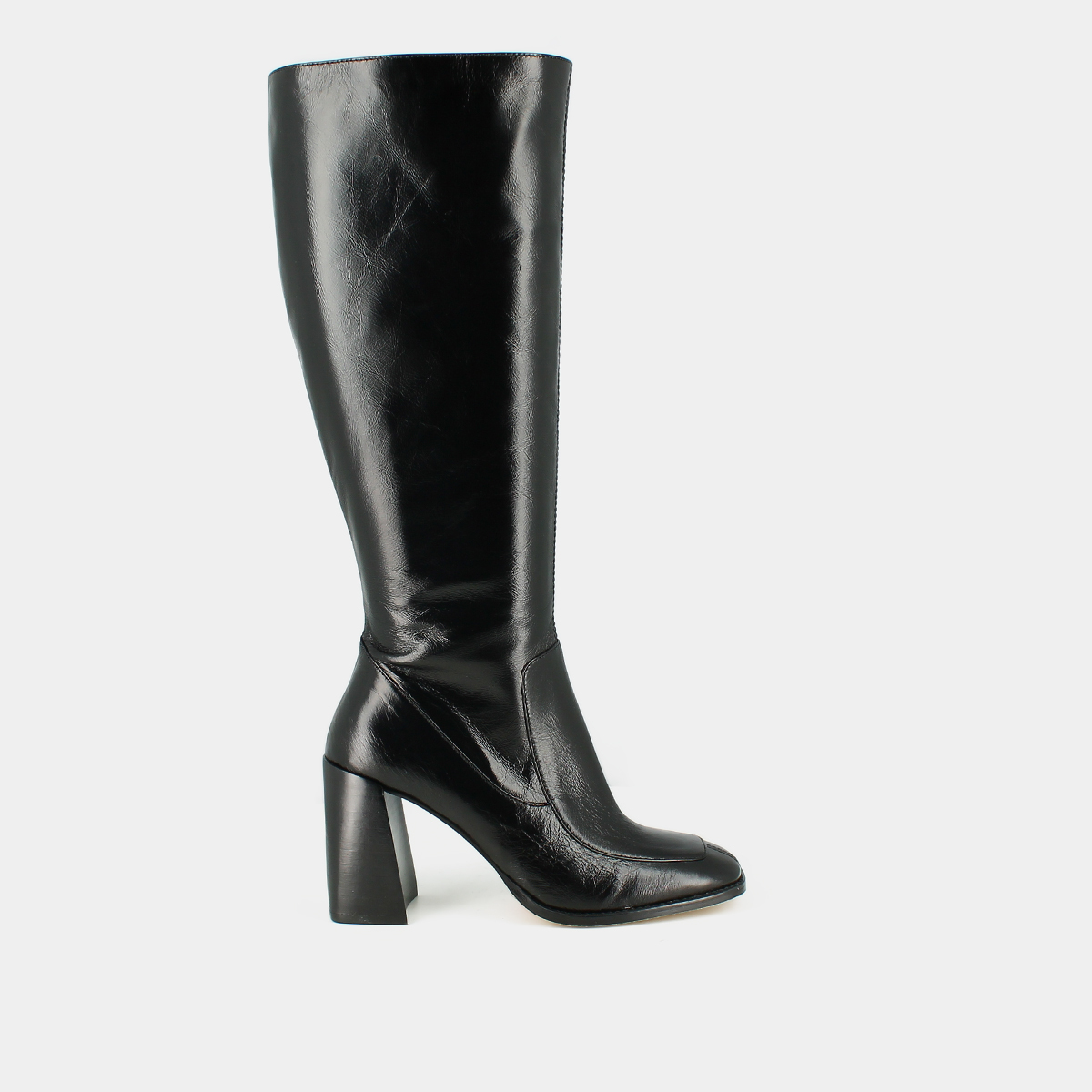 Square-toe high boots in black distressed leather calf size M | VAUBANE