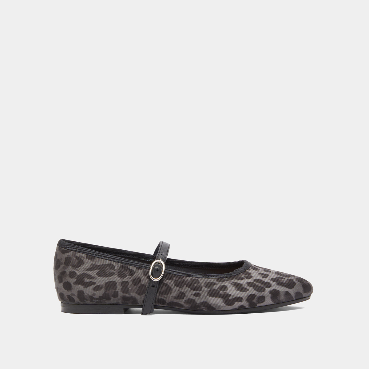 Ballerines à brides in gray leopard textile