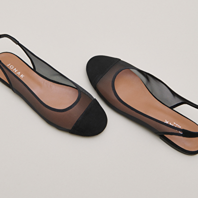 Oval-toed ballet flats in black velvet and mesh | DALAYO