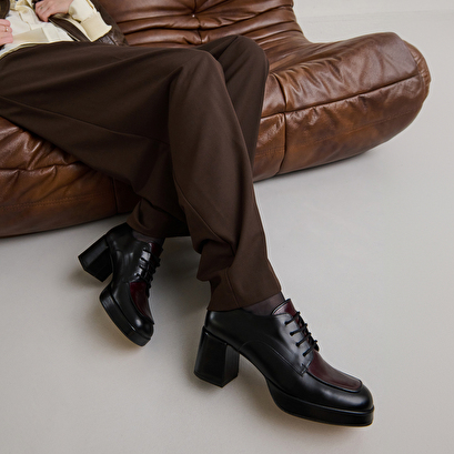 Derbies &agrave; talons in black and burgundy leather | vivaldi