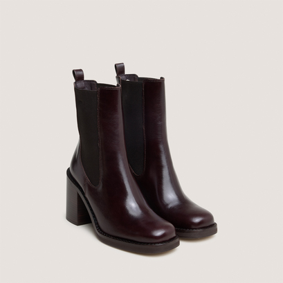 Ankle boots with overflowing heels in dark brown leather | bretz