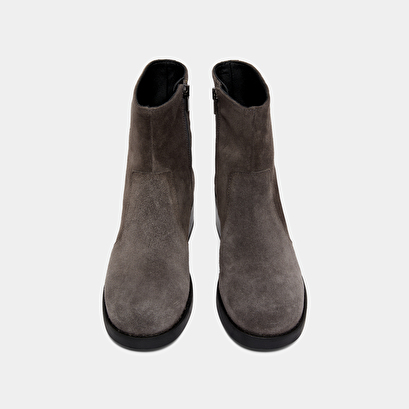 Boots &agrave; talons droits in grey suede | buena