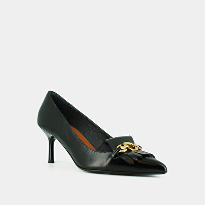 Pumps with gold bits black