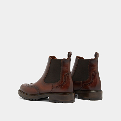 Boots &agrave; semelles crant&eacute;es in cognac patinated leather | celia