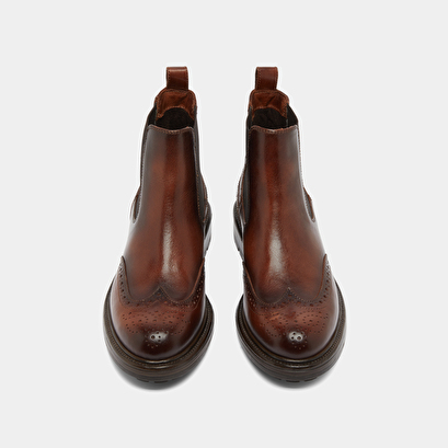 Boots &agrave; semelles crant&eacute;es in cognac patinated leather | celia