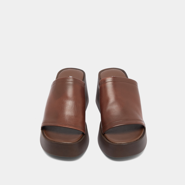 Wedge mules in dark brown leather | EUGENE