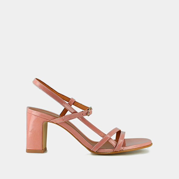 Heeled sandals with straps in pink pleated patent | VICOMTE