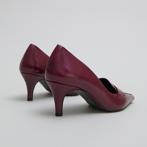 Escarpins à pattes in burgundy leather | BLONDIE