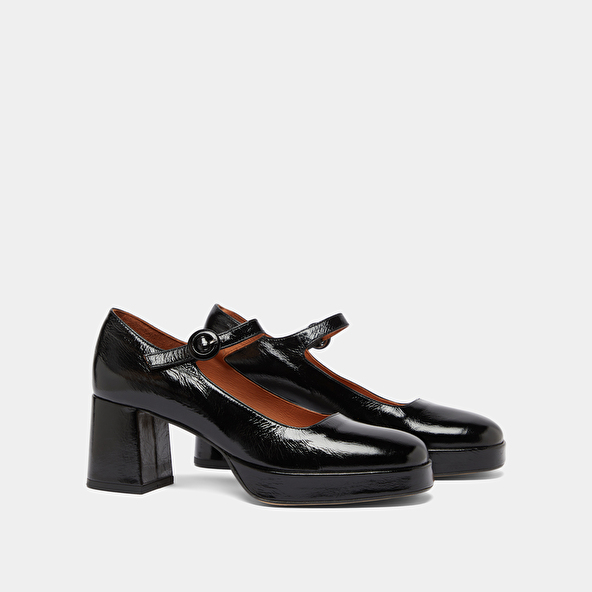 Babies with heels and unique straps in black shiny leather | VUELO