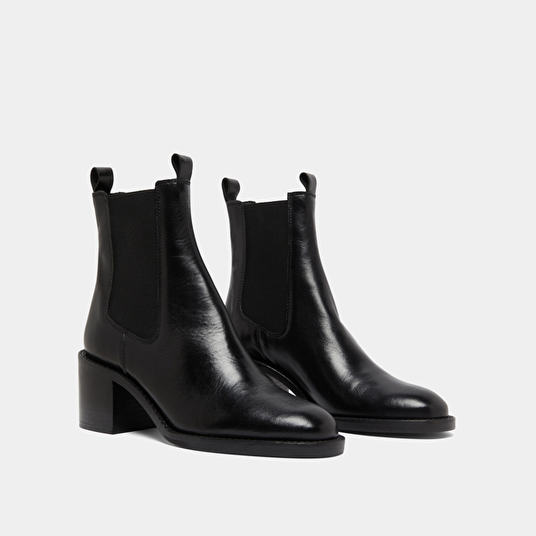Bottines à talons et élastiques in black leather | BERTILLE