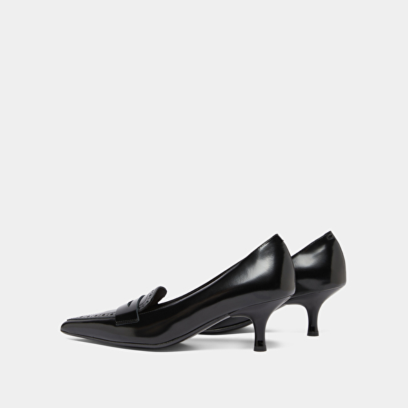 Escarpins à pattes in black glazed leather | DOLTO