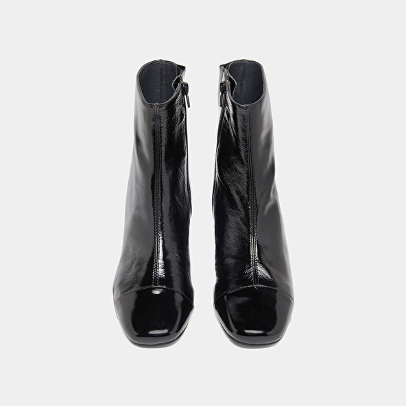 Ankle boots with zips in black pleated patent leather | DOMENICA