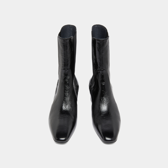 Bottines &agrave; larges &eacute;lastiques in black shiny leather | DOXI