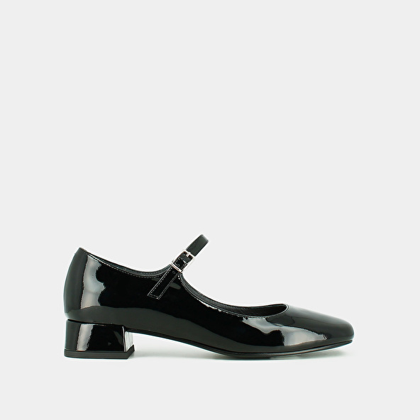Mary Jane with square toes in black patent | DULCI