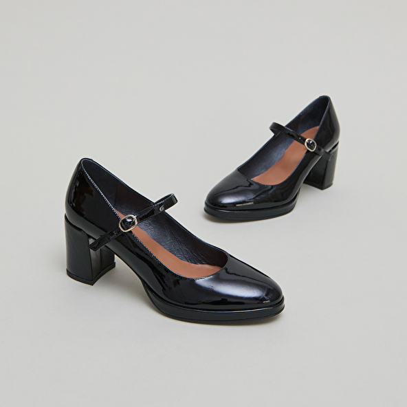 Babies à talons in black patent | DEBRE