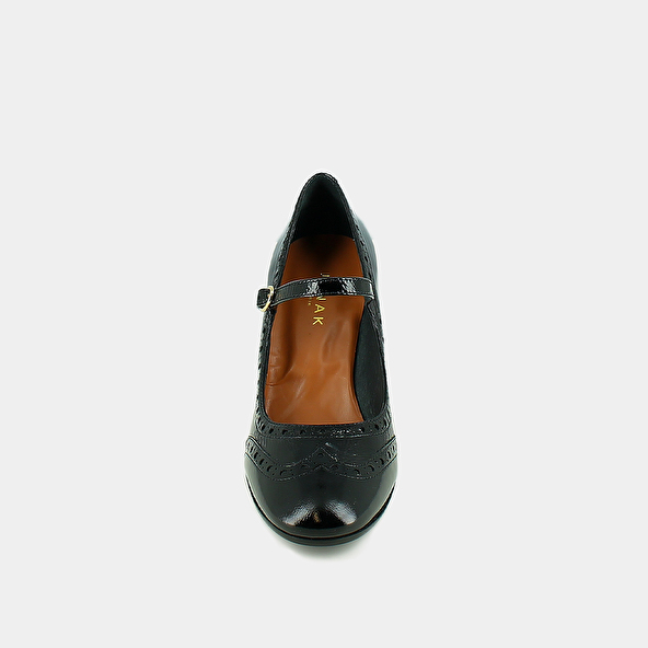 Babies à talons et détails perforés in black shiny leather | DIRIOS