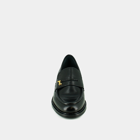 Round-toed loafers in black leather | DUEDI