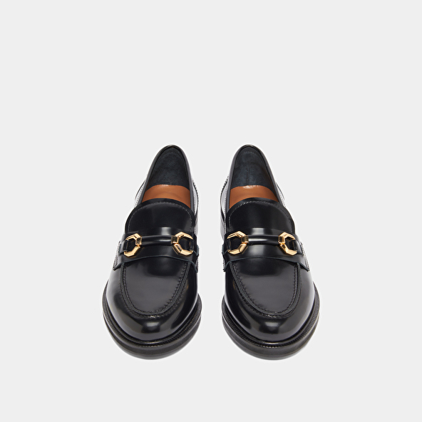 Loafers with gold bits in black glazed leather | DROP
