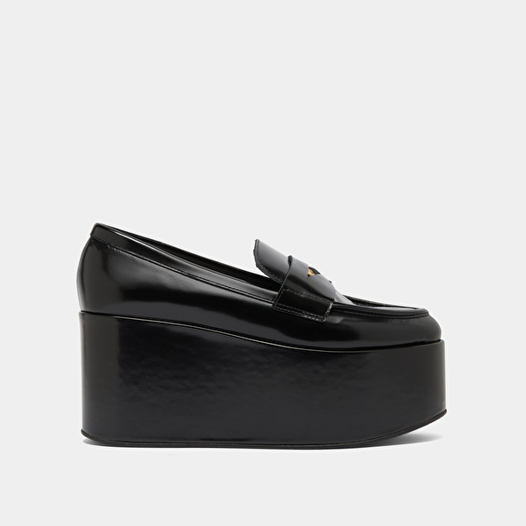 Mocassins à plateformes in black glazed leather | DOPO