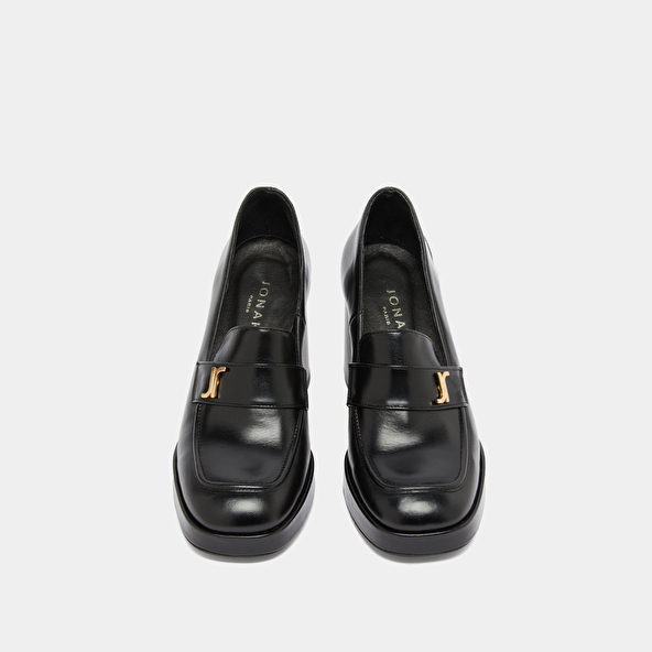 Monogrammed loafers in black leather | VIOLON