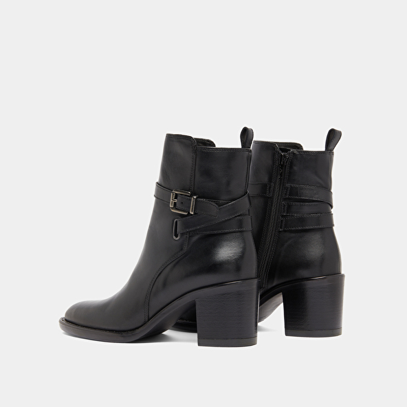 Bottines à talons et boucles in black leather | CAJOU