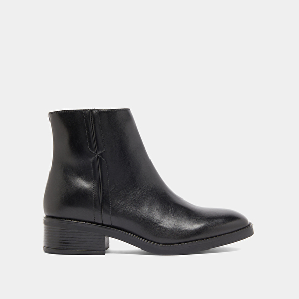 Lowboots with elastics in black leather | GAB