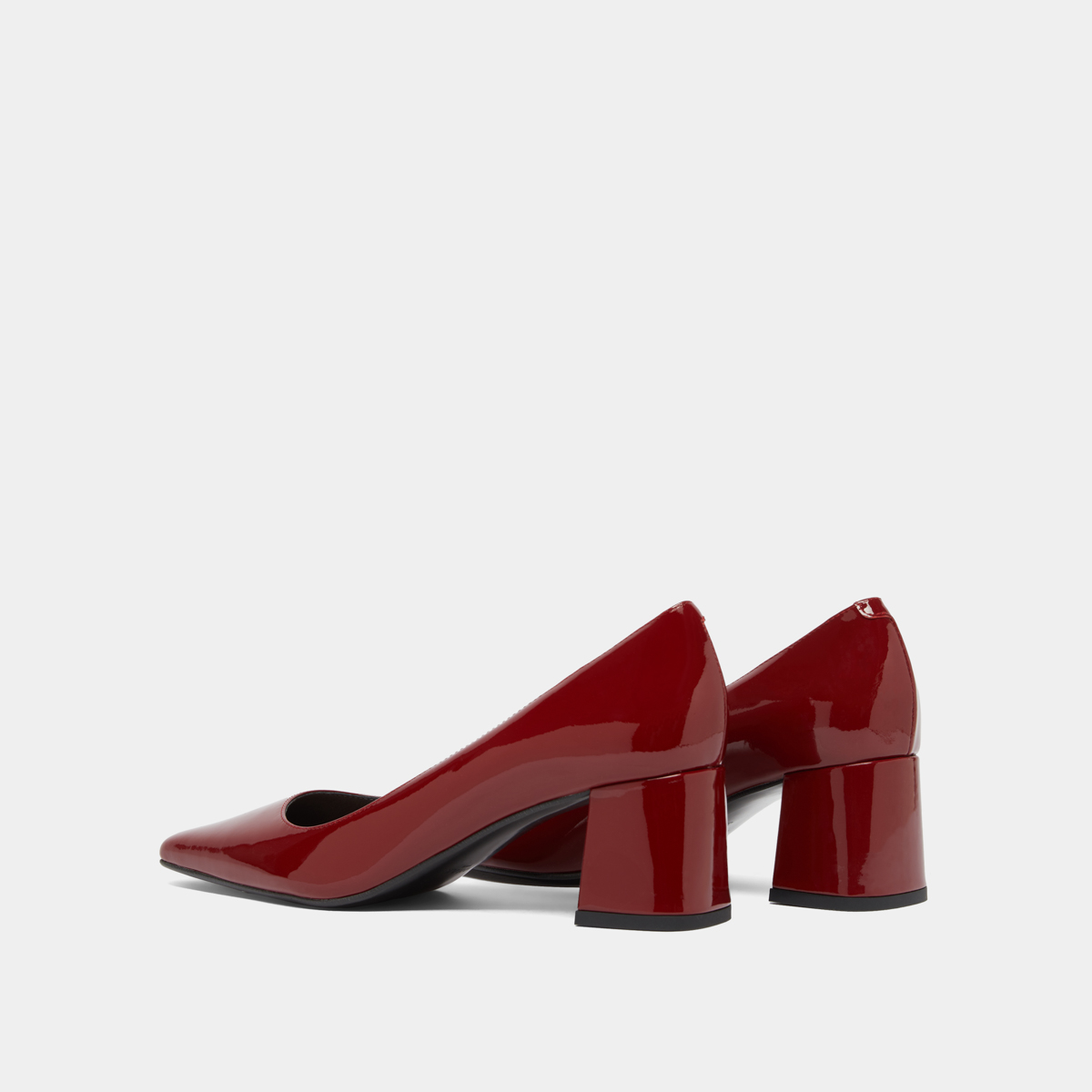 Escarpins à talons recouverts in carmine red patent | DULINA