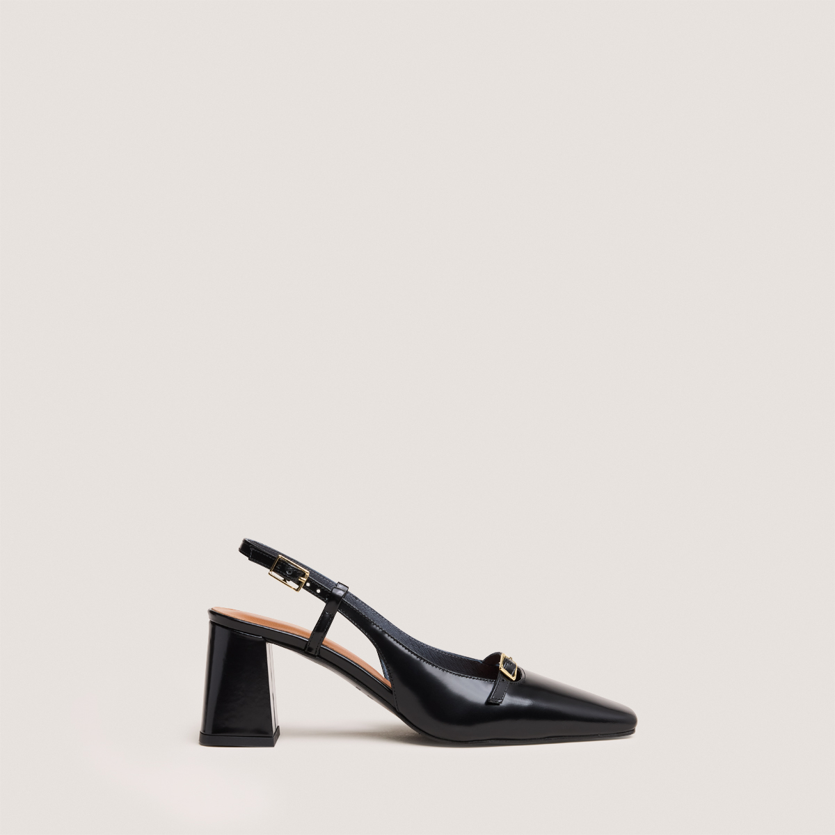 Heeled slingbacks in black glazed leather | DADELLE