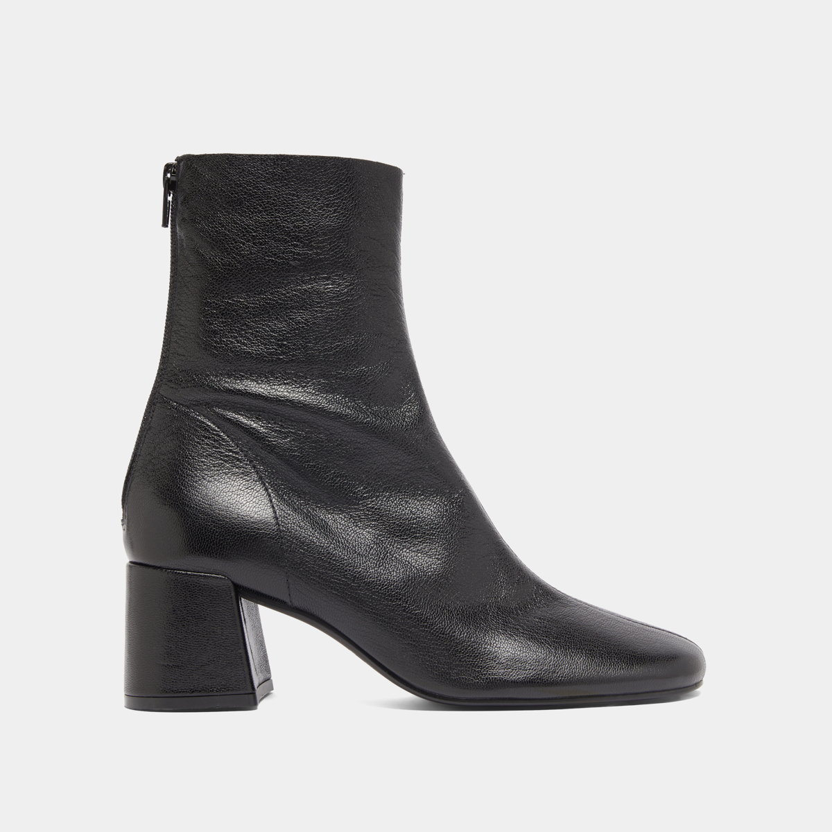 Bottines à fermetures éclairs arrières in black grained leather | DENONIE
