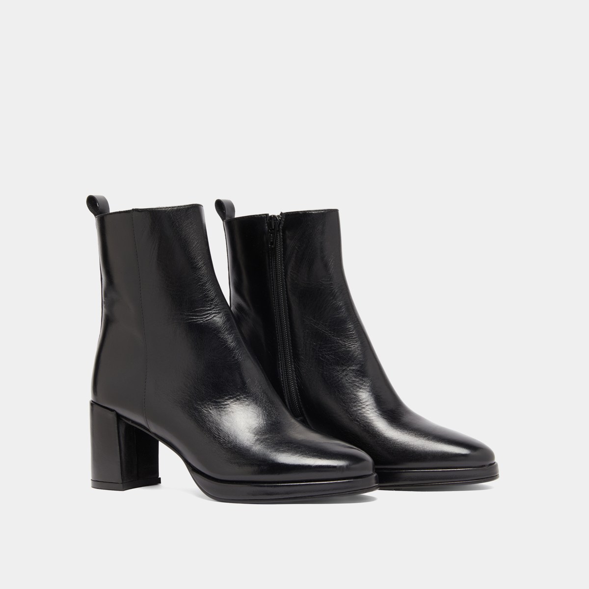 Ankle boots with heels in black leather | DIBRINA