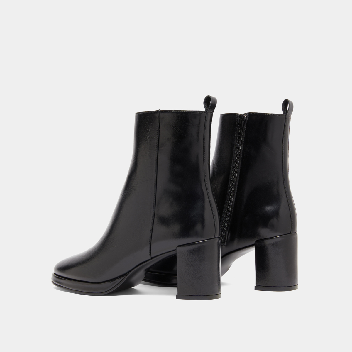 Ankle boots with heels in black leather | DIBRINA