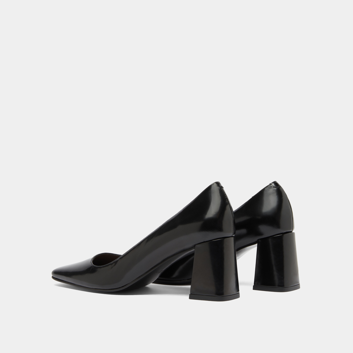 Escarpins à larges talons in black glazed leather | DODEME