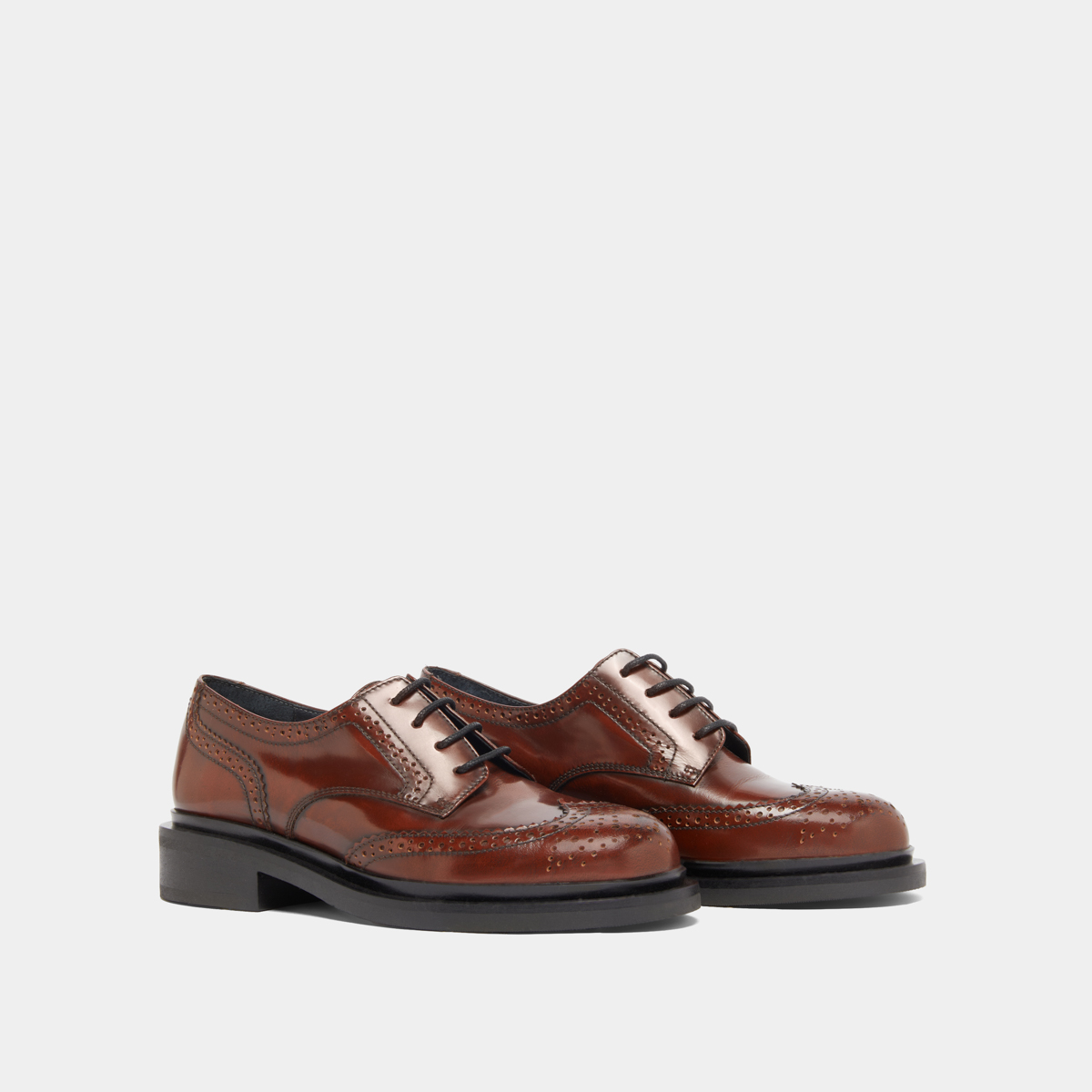 Derbies ajourées in brown glazed leather | DUERMO