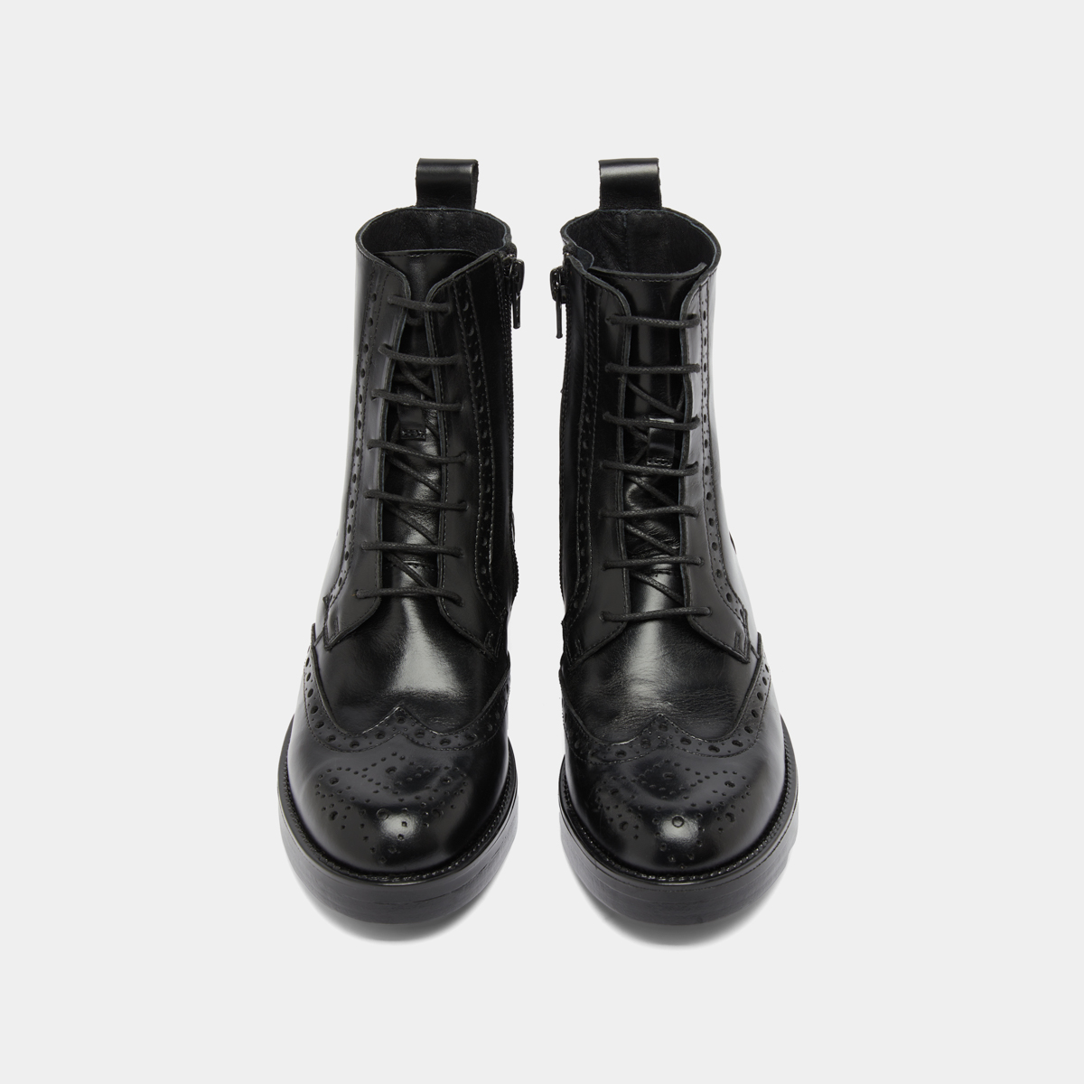 Boots à lacets in black leather | ARI
