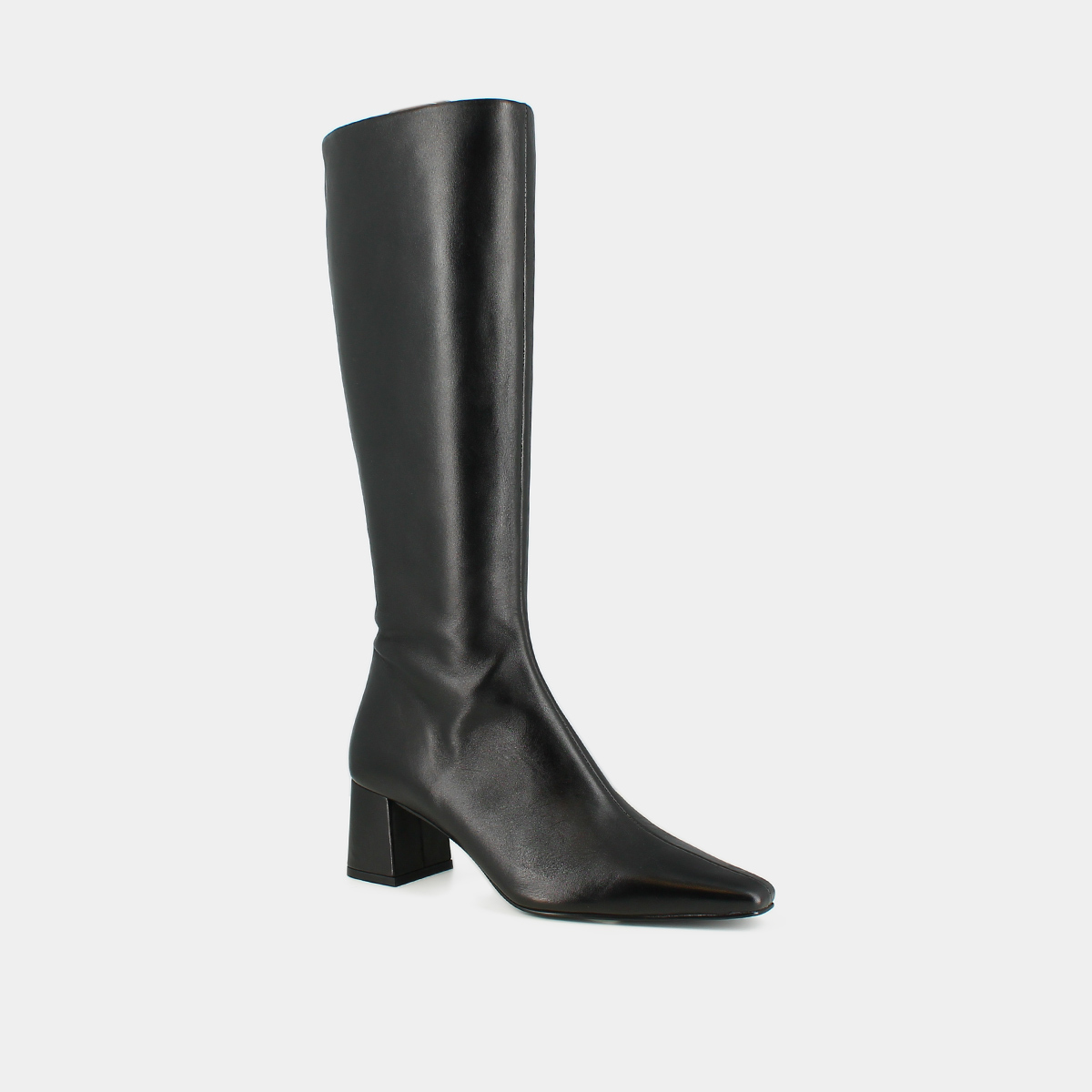 Bottes &agrave; talons et bouts pointus in black leather | DIONY