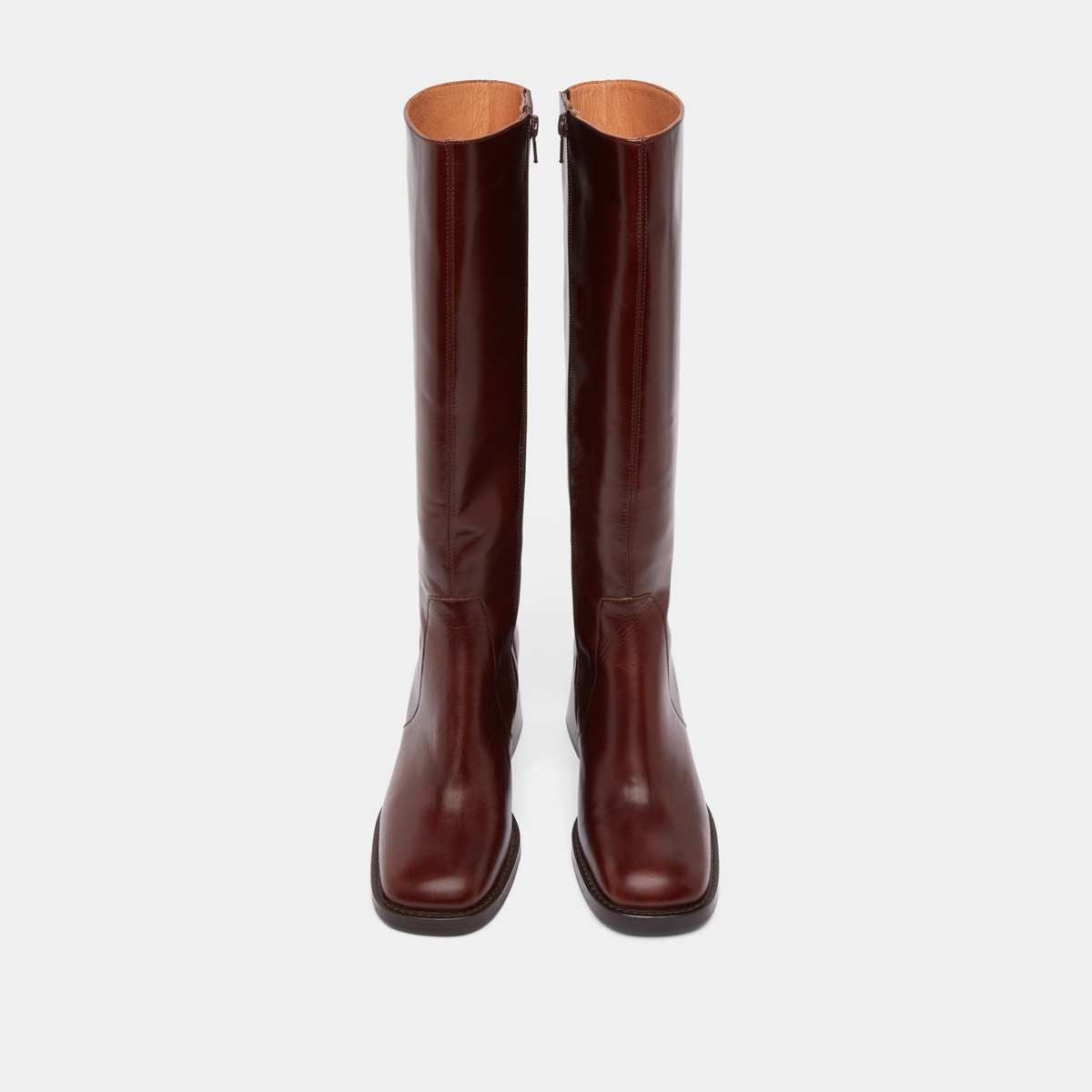 Heeled boots with squared toes in brown leather | DIOU