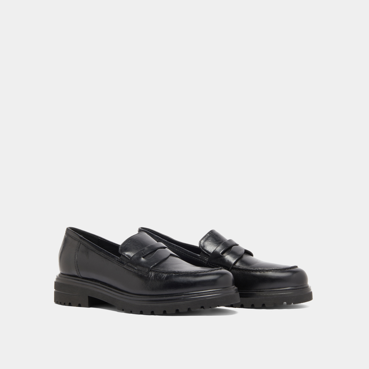 Loafers with notched soles in black leather | ARLO