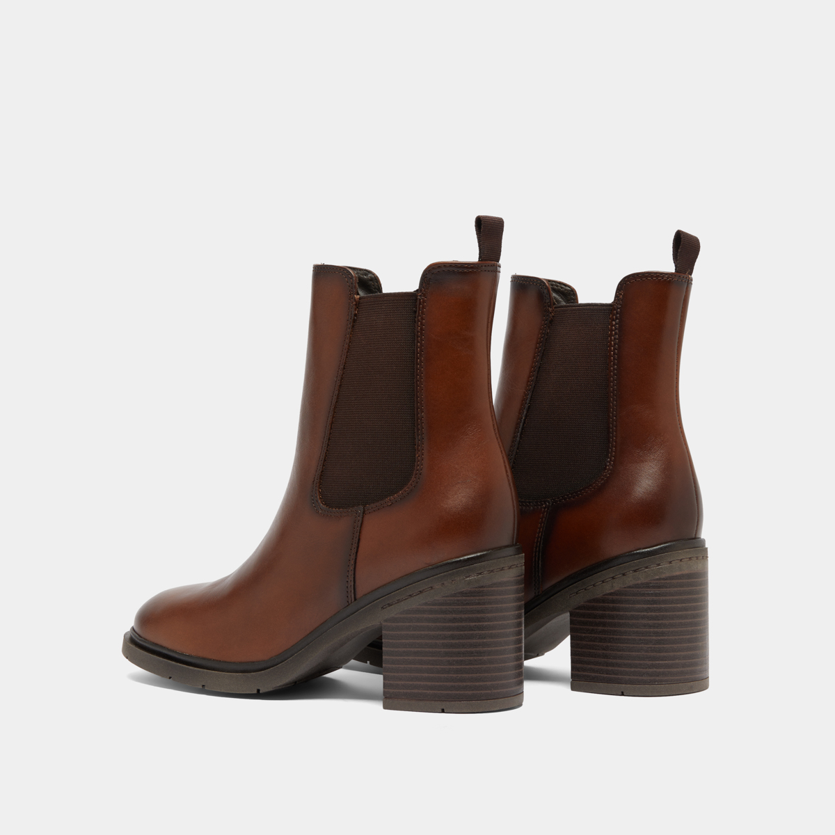 Bottines à élastiques et bouts arrondis.... in cognac leather | ATILA
