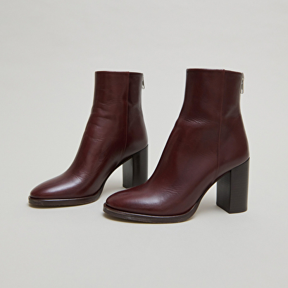 Helled ankle boots brown