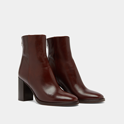 Helled ankle boots brown