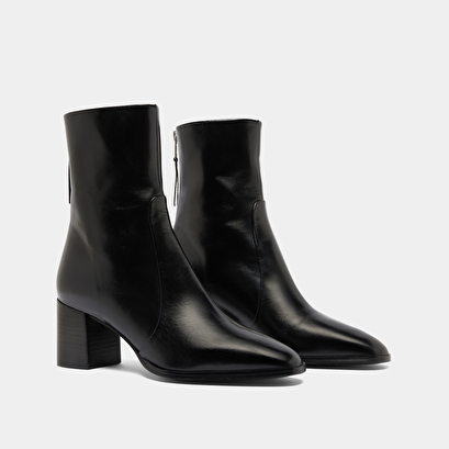 Bottines avec fermeture &eacute;clair arri&egrave;re in black leather | detras