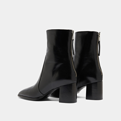 Bottines avec fermeture &eacute;clair arri&egrave;re in black leather | detras